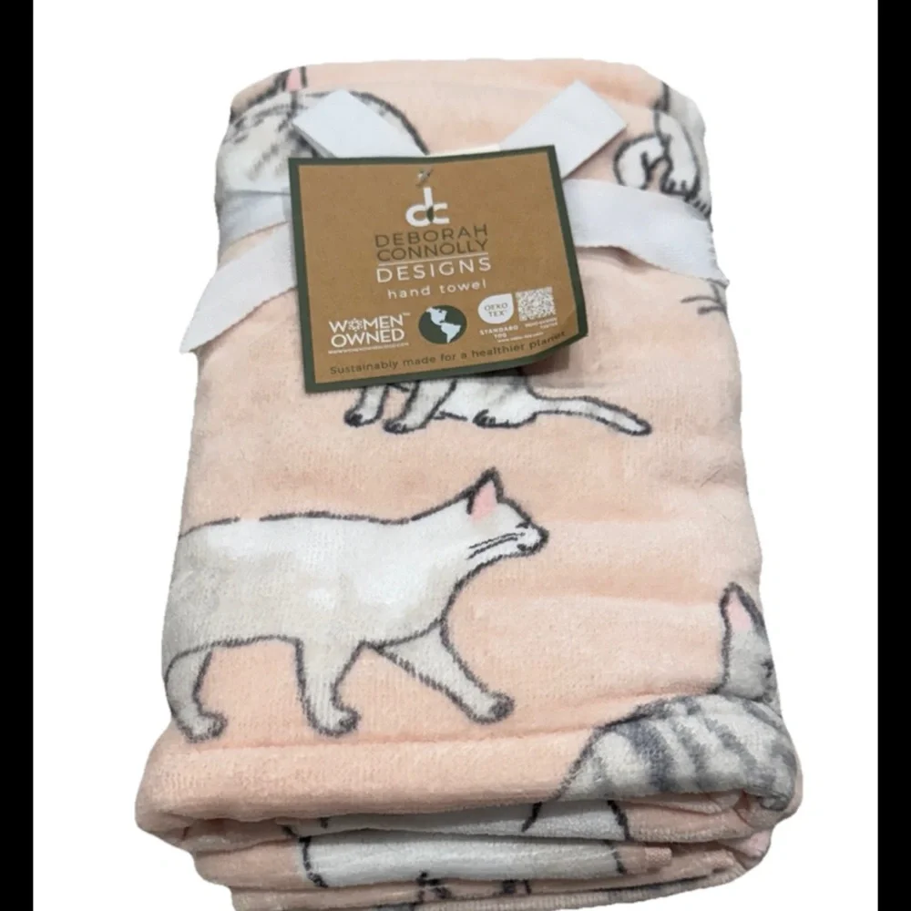 2 Deborah Connolly Designs Hand Towels Pink Cats Kittens Kitties NWT